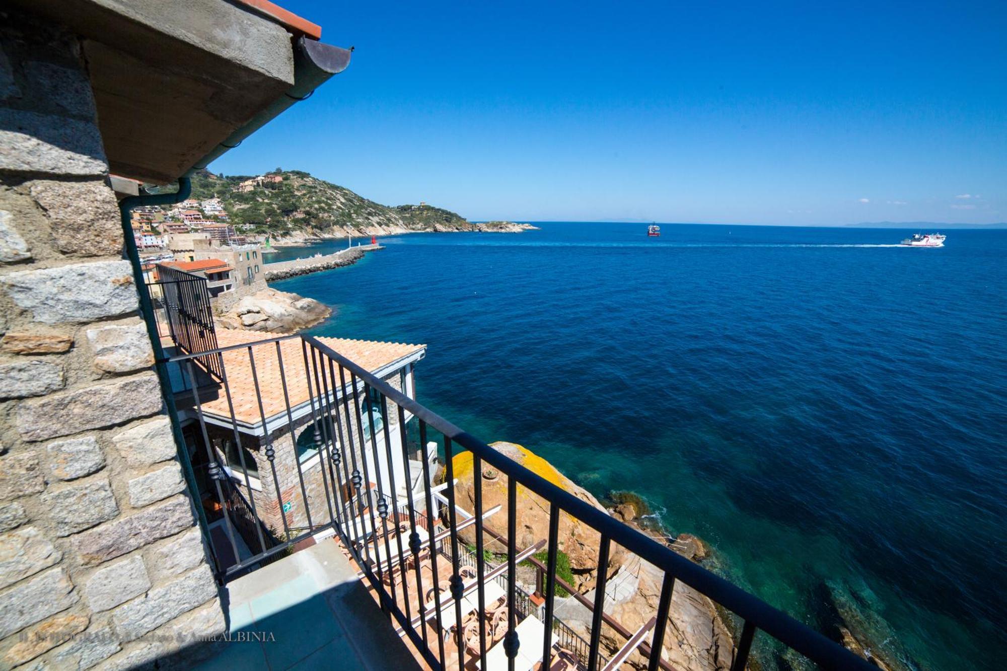 Hotel Saraceno Giglio Porto Exterior photo